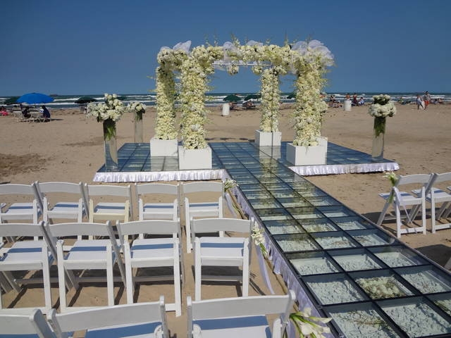 Wedding glass stage