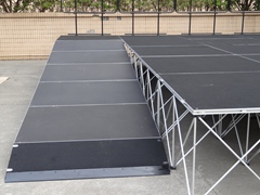 Stair rampl of portable stage II