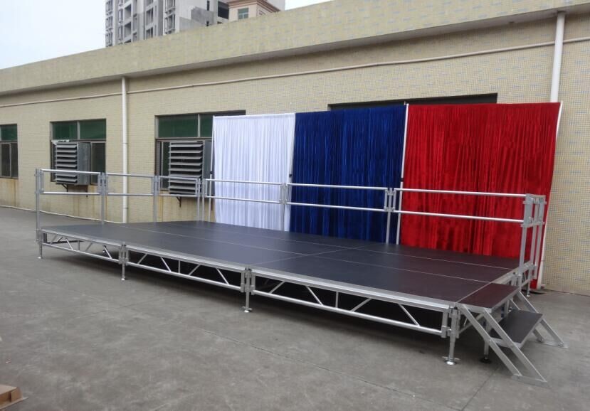 portable stage curtain system